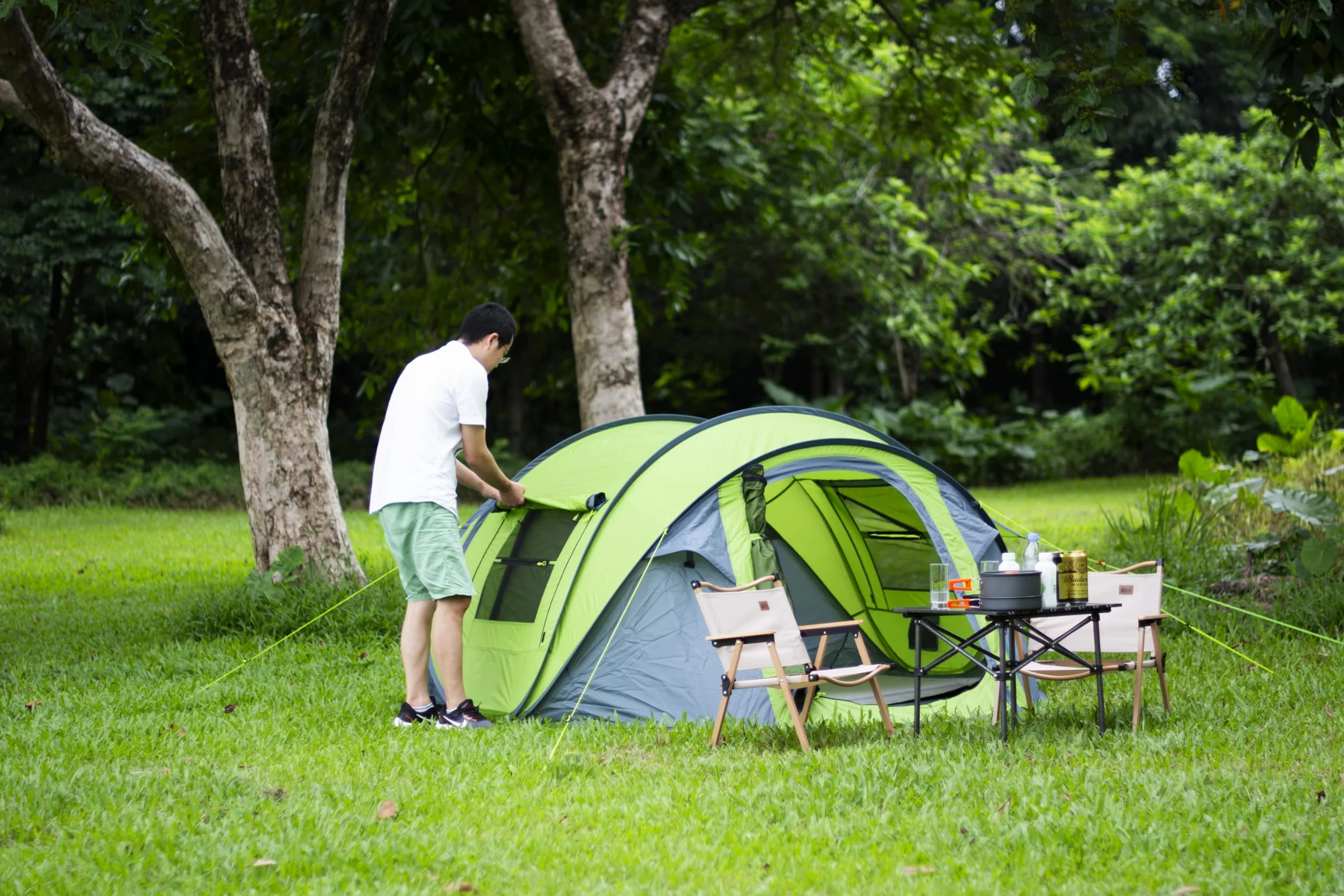 Instant Pop-Up Tent–2 Person Tent with Easy Automatic Setup, Ideal for Camping, Traveling, and Outdoor Adventures. Quick and Convenient Assembly